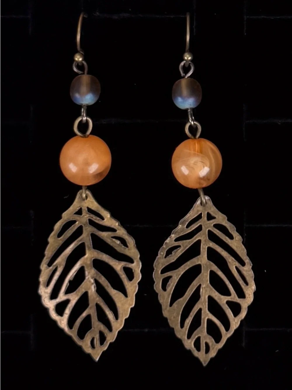 Pretty lightweight, bronze tone, vintage Bohemian chic pierced earrings